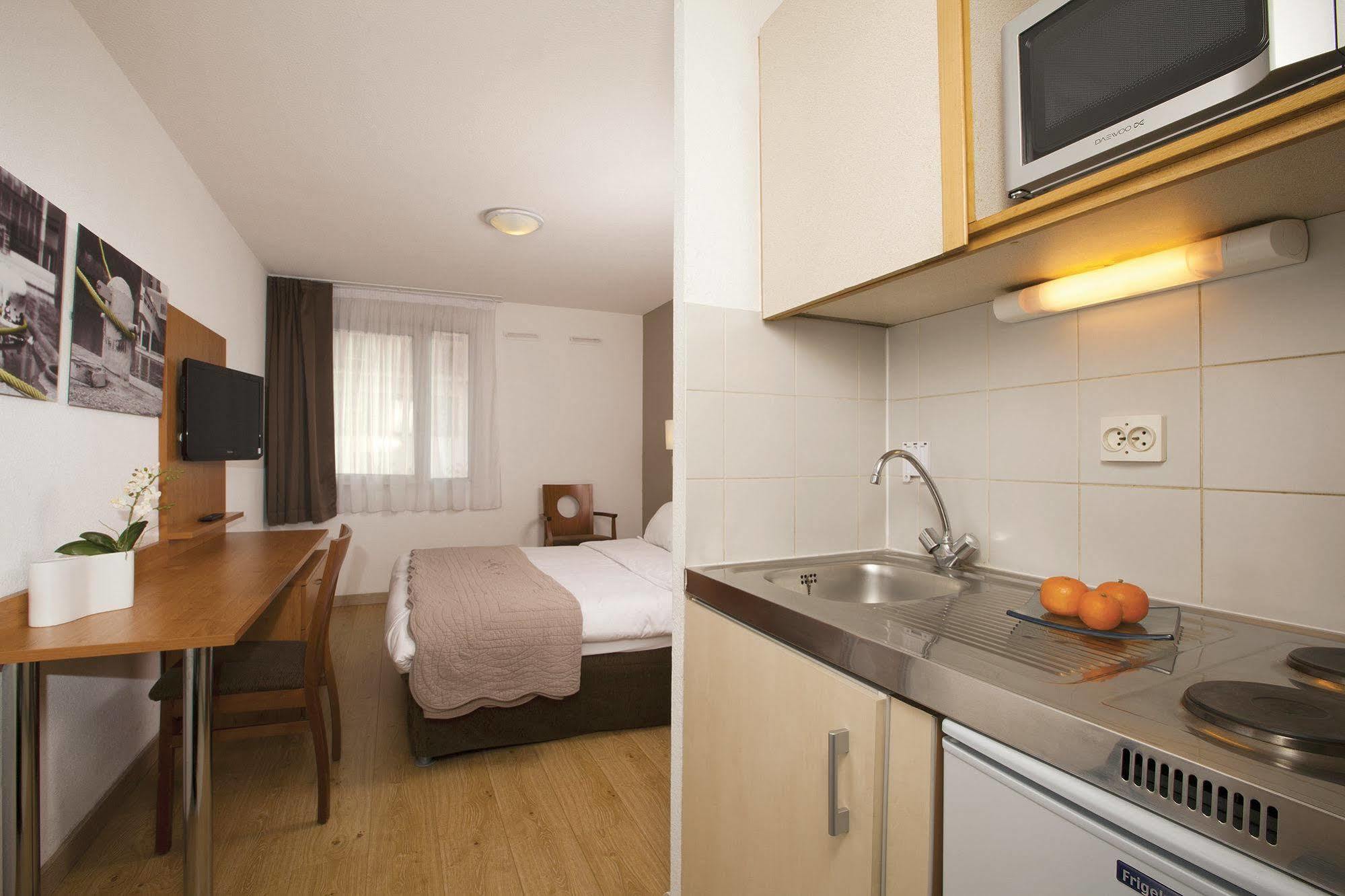 Aparthotel Sejours & Affaires Pantin Charles De Gaulle Exteriér fotografie